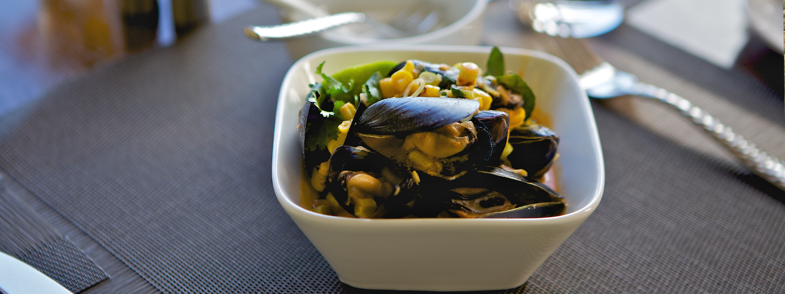 Mussels in spicy Korean lime coconut sauce